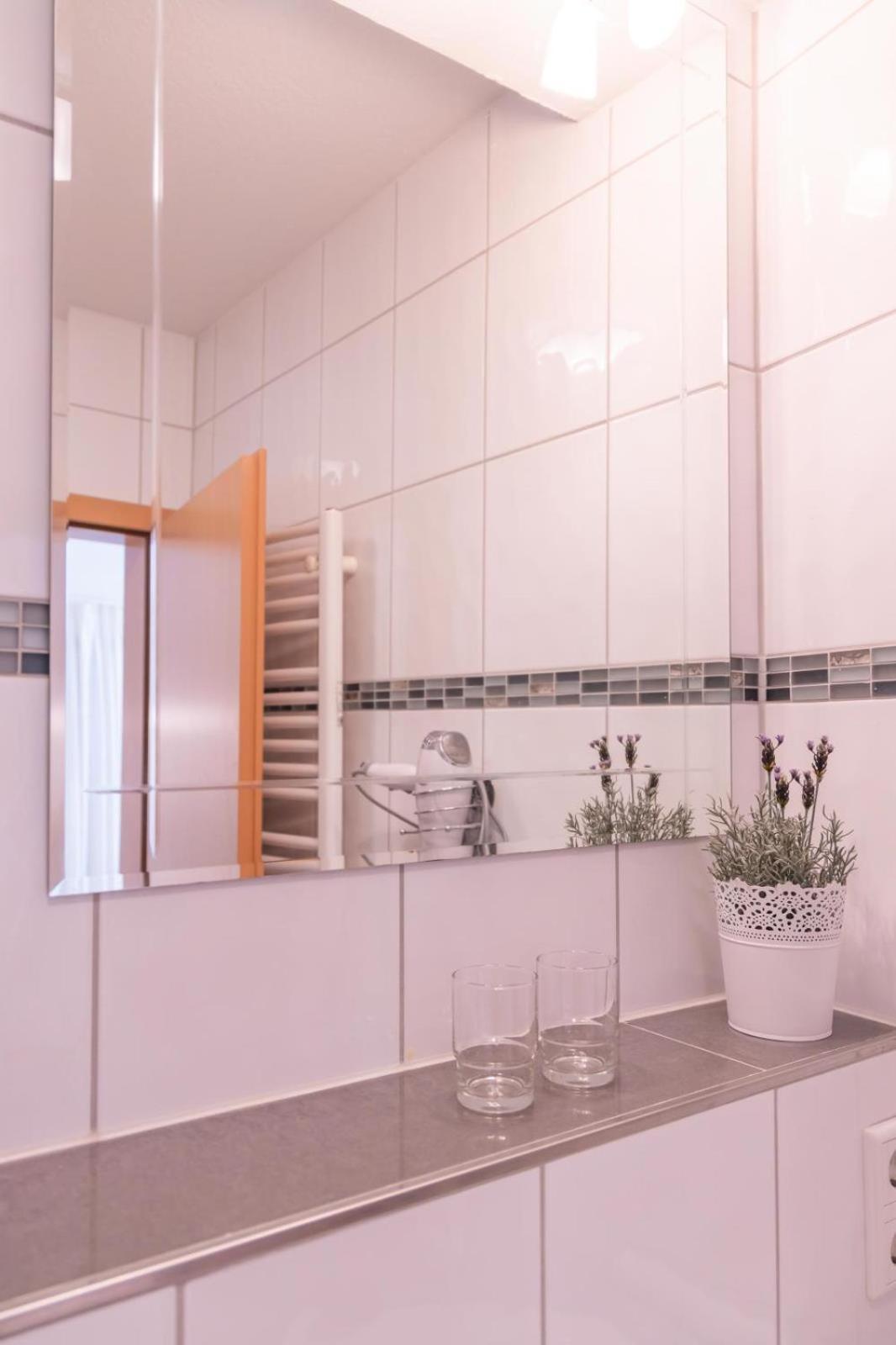 Ferienwohnung 3 Am Petersberg Neef Luaran gambar