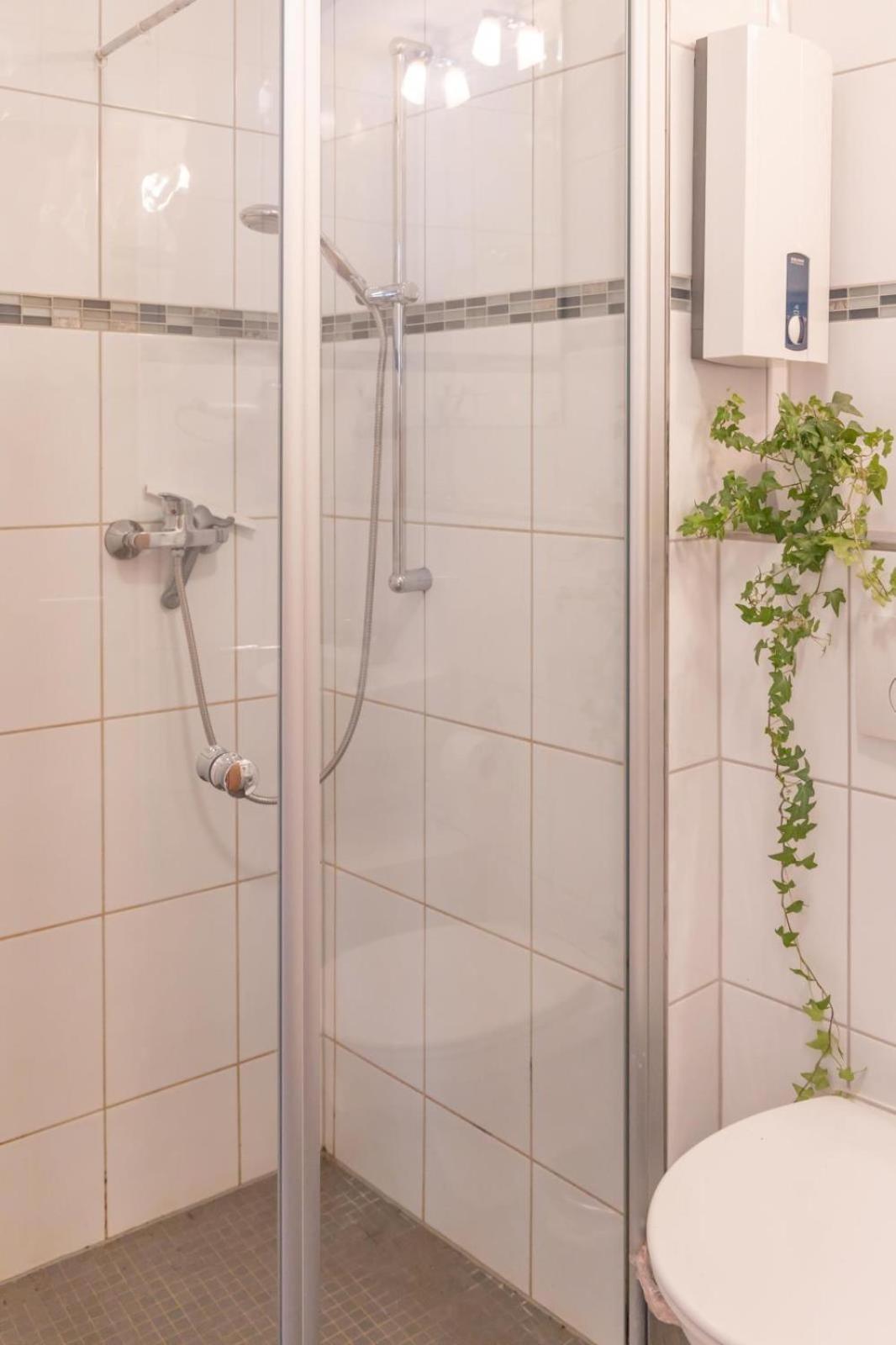 Ferienwohnung 3 Am Petersberg Neef Luaran gambar